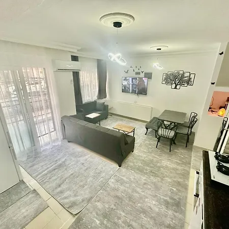 Ayaz House 2 Apartman