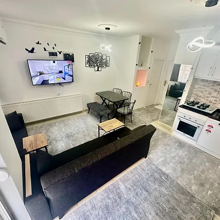 Ayaz House 2 Apartman